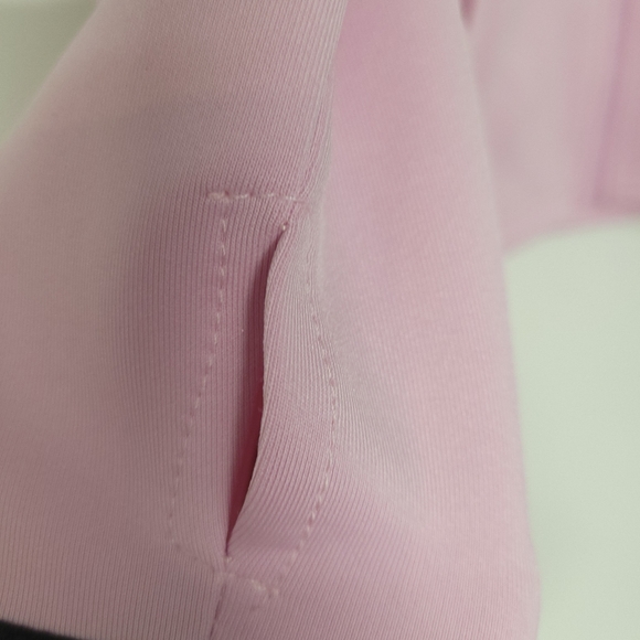 Disney juniour Minnie mouse pink hoddie, size 3T. - Picture 4 of 12